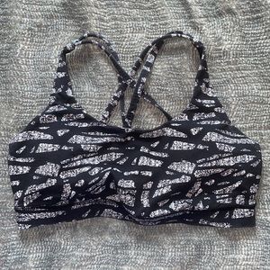 Lululemon sports bra